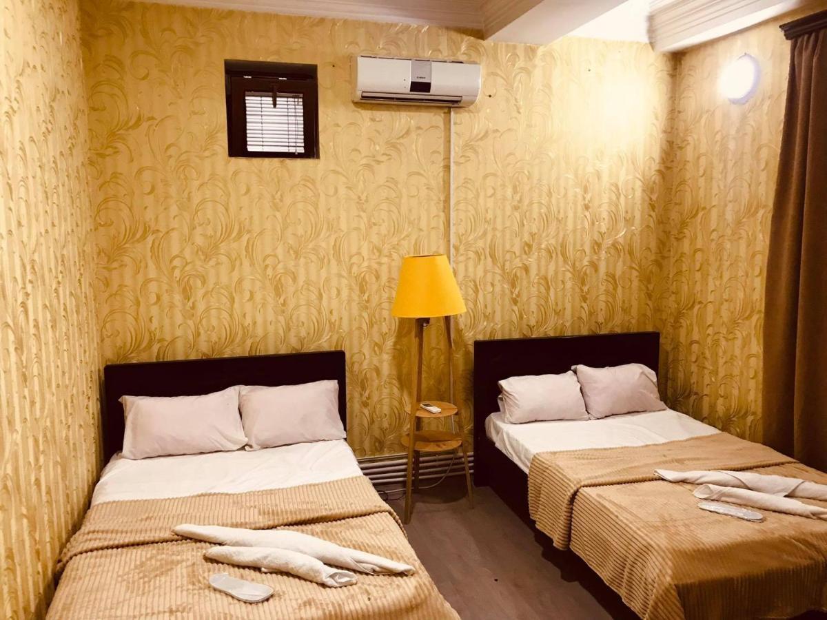 Rostus Hotell Tbilisi Exteriör bild