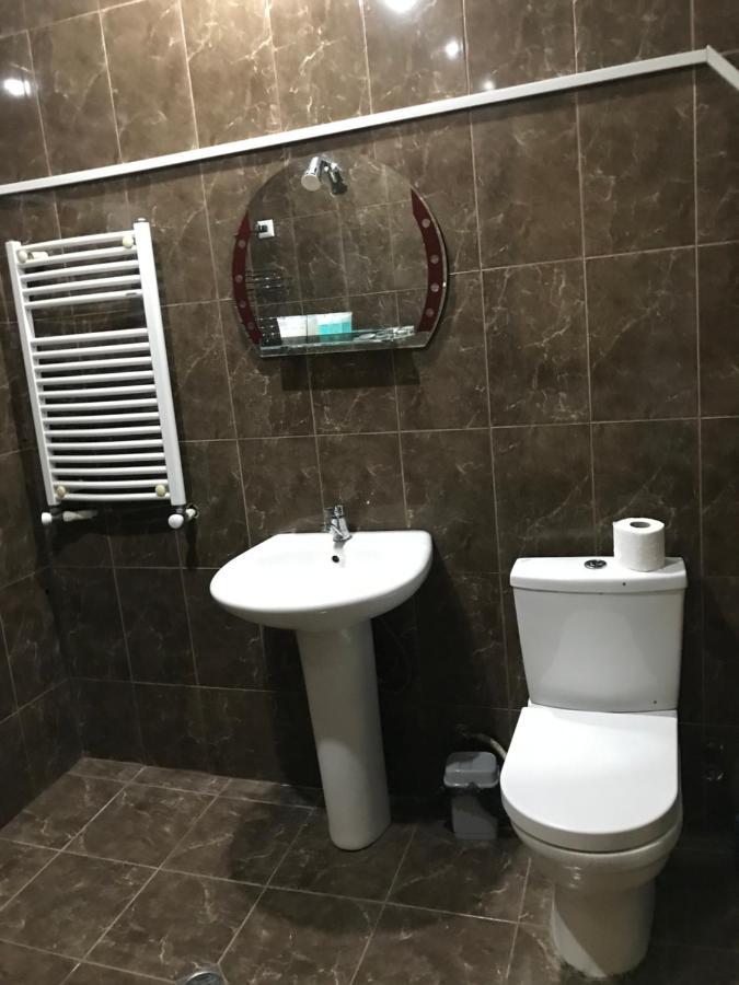 Rostus Hotell Tbilisi Exteriör bild